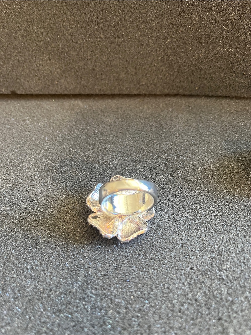 Lia Sophia Statement Rings. - Picture 8 of 8